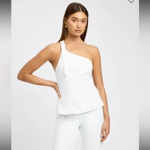 KOOKAI Ariel buckle top